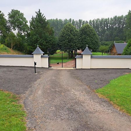 Adorable Maison D'Hotes Bordee D'Etangs Au Calme. Grandcourt  Exterior foto